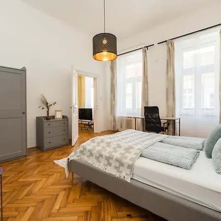Basilica Downtown Apartment Budapest Exterior photo